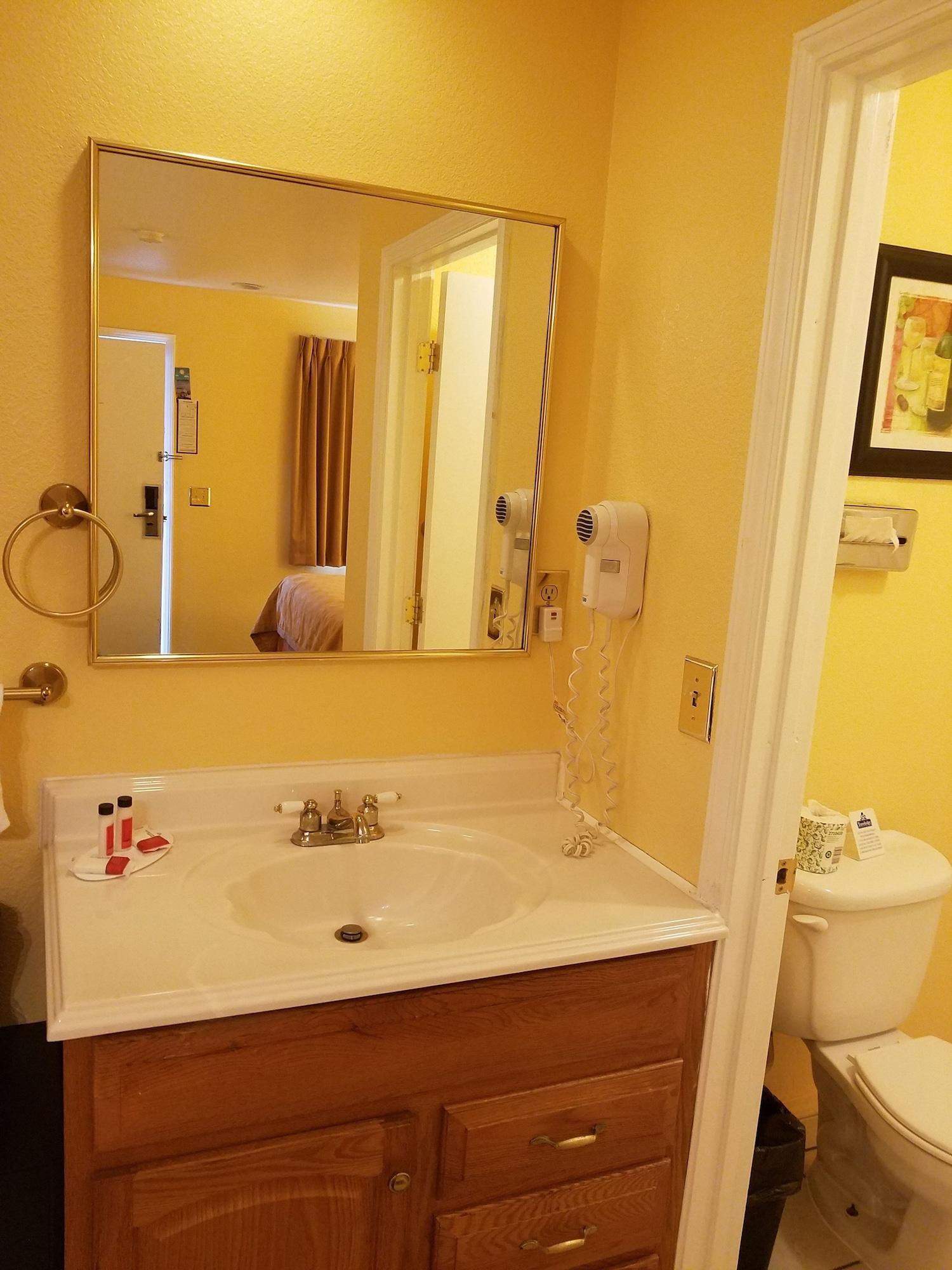 Travelodge By Wyndham Wenatchee Dış mekan fotoğraf