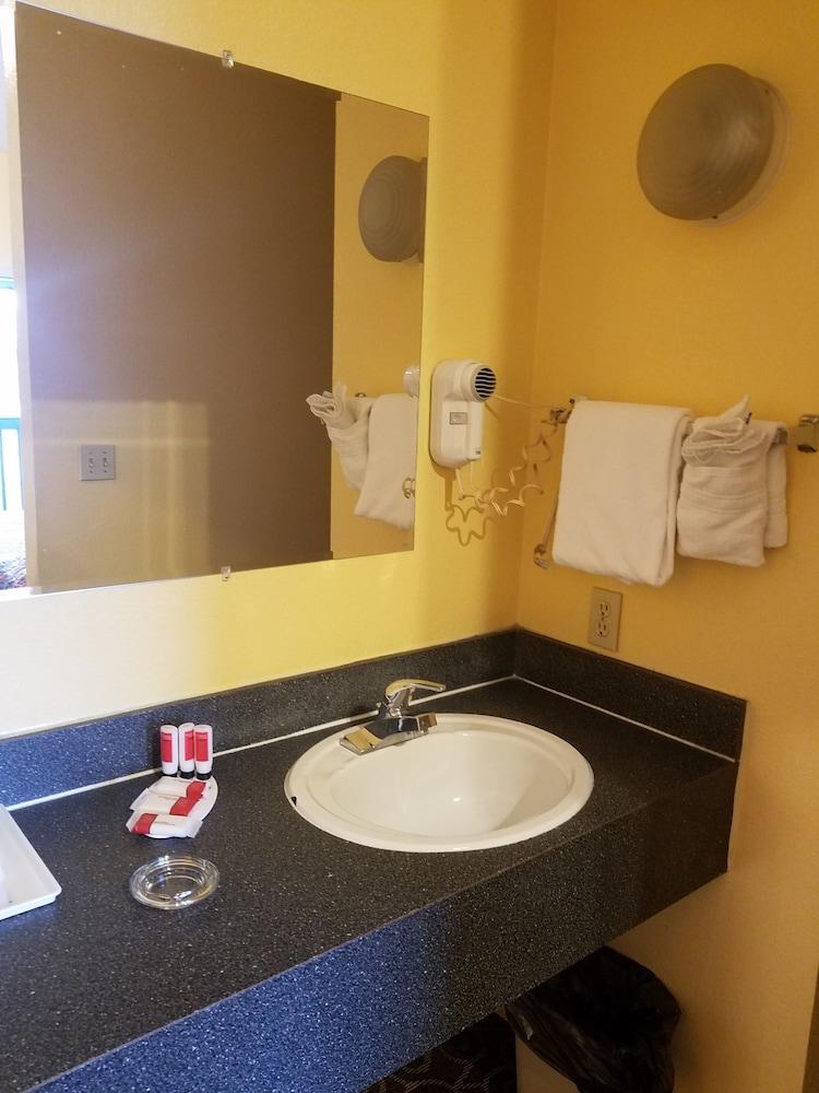Travelodge By Wyndham Wenatchee Dış mekan fotoğraf