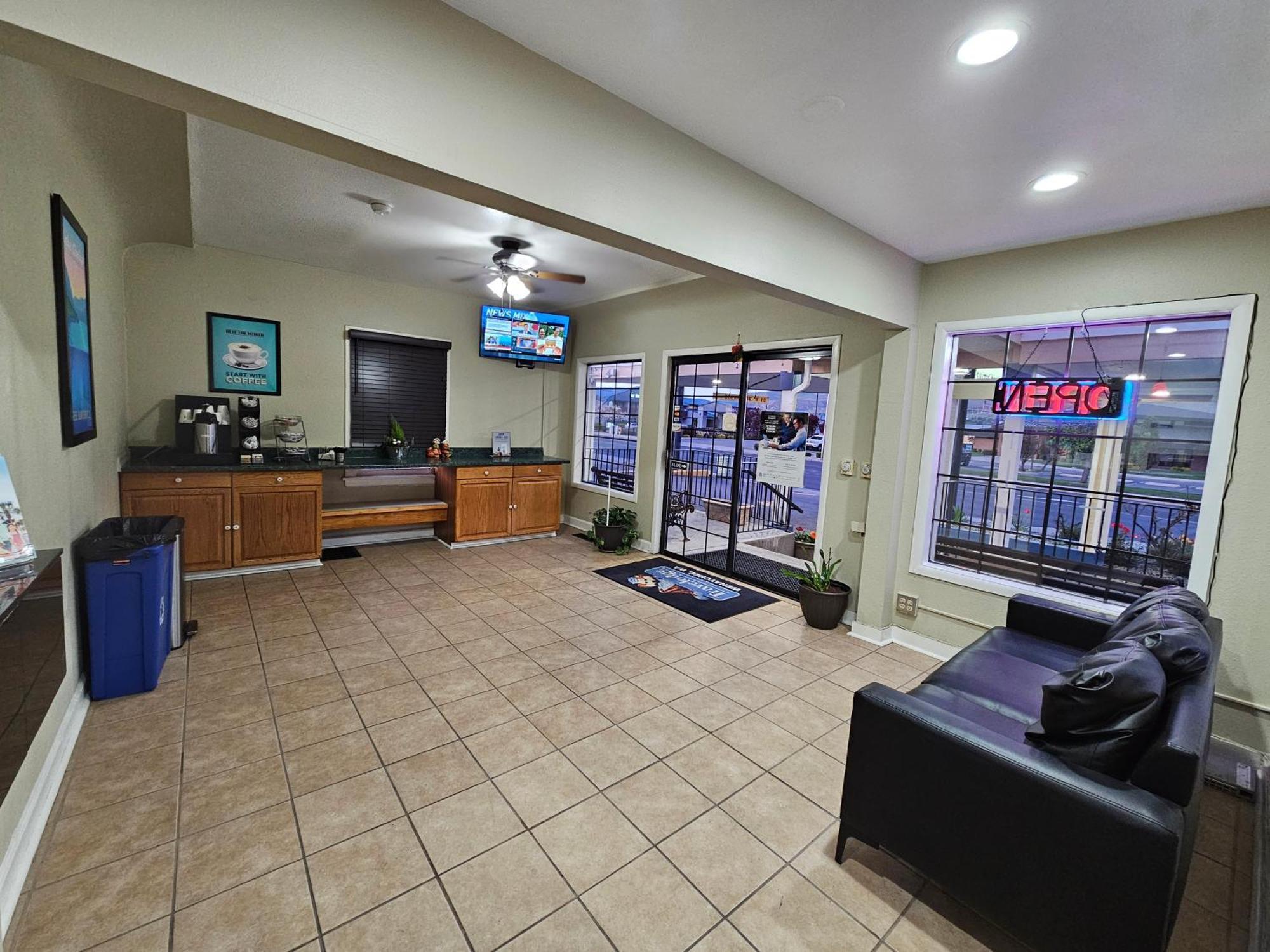 Travelodge By Wyndham Wenatchee Dış mekan fotoğraf